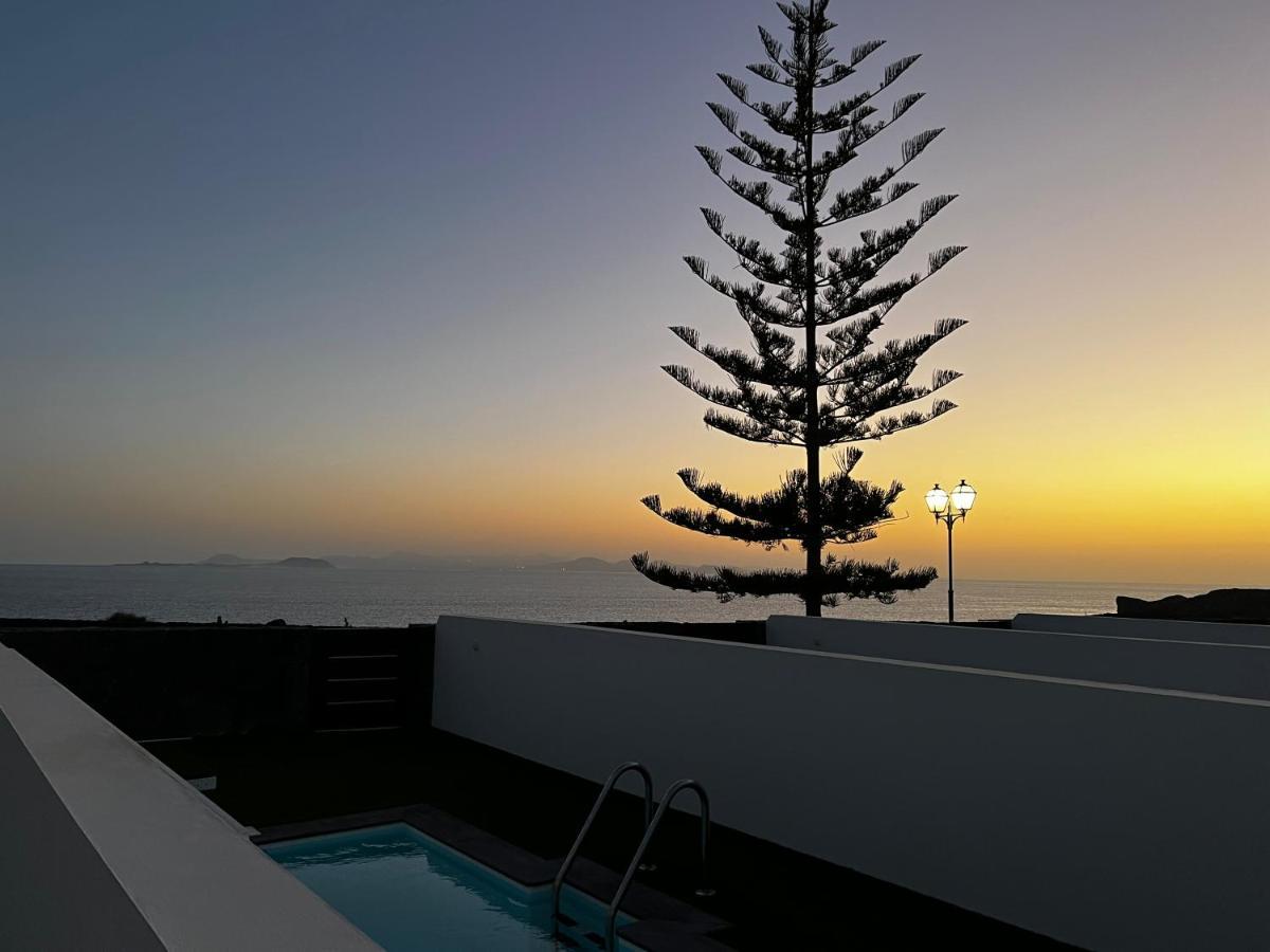 Marina Suites 7 Playa Blanca  Exterior photo